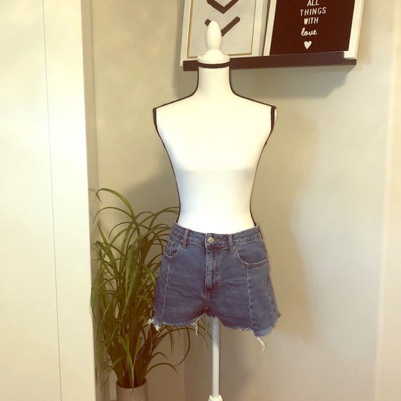 Forever 21 Jean Shorts - Picture 3 of 8